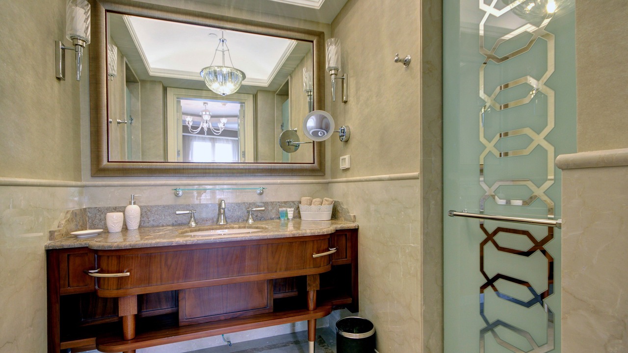 Photo of Bathroom in Jerusalem City Centre