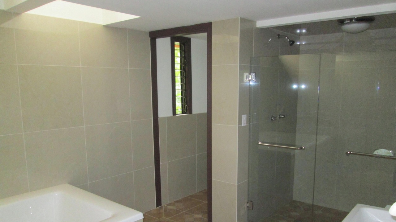 Photo of Bathroom in Daniel Flores