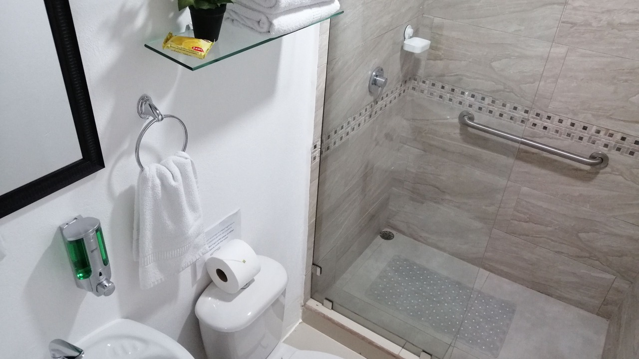 Photo of Bathroom in Sierra