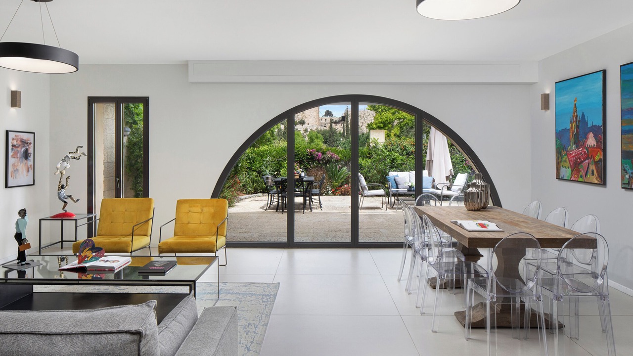 Photo of Others in Mamilla