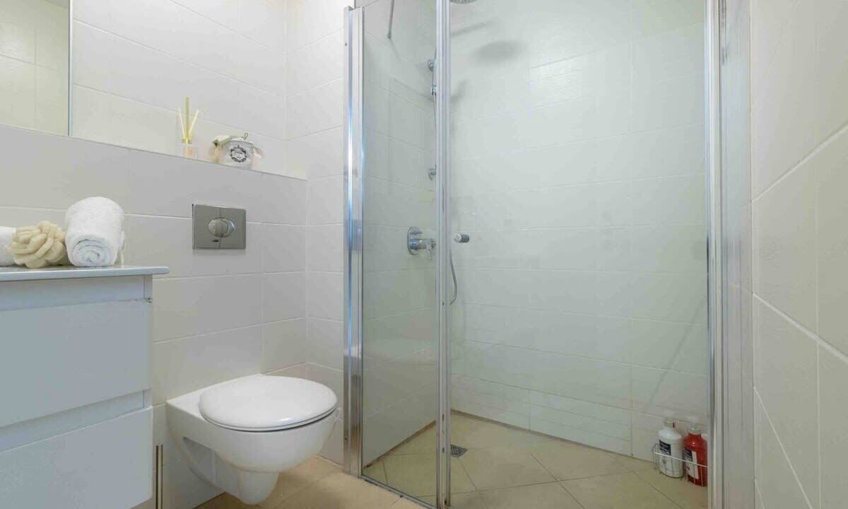 Photo of Bathroom in Jerusalem City Centre