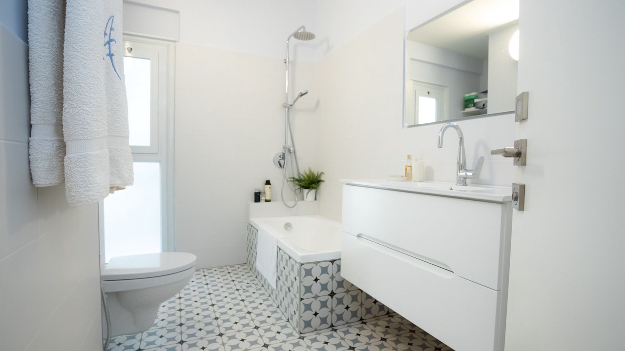 Photo of Bathroom in Mamilla