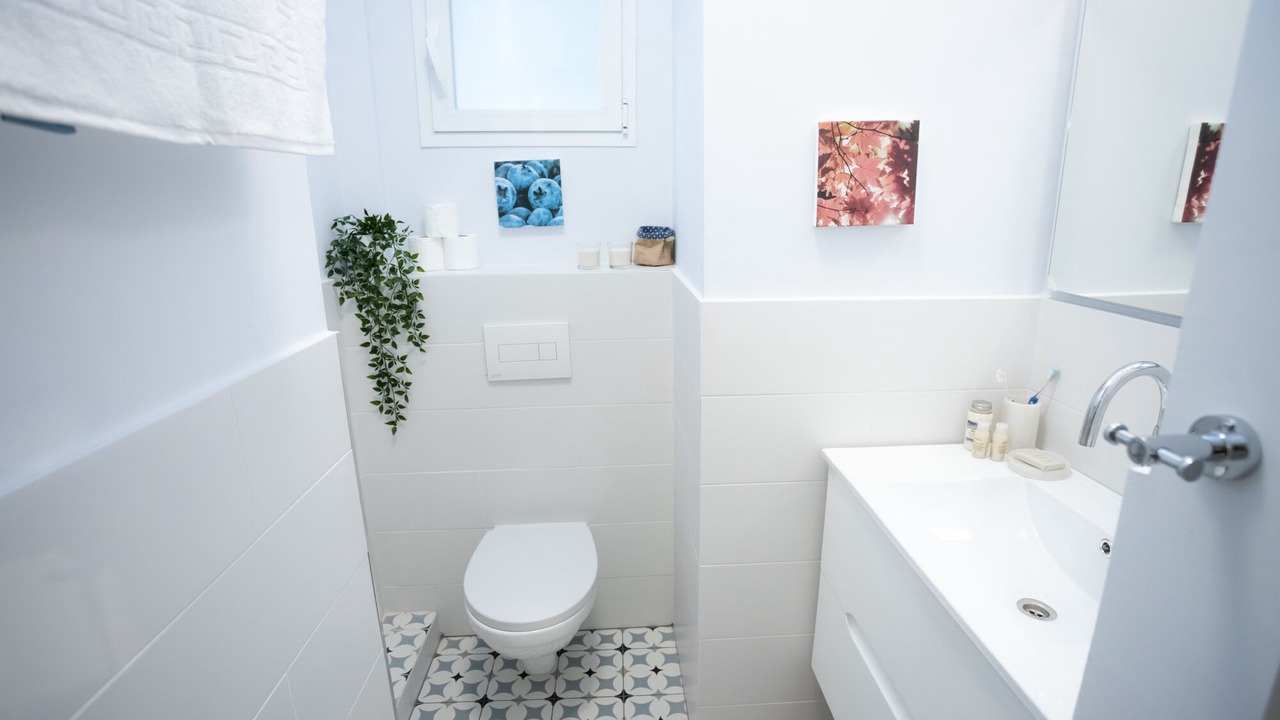 Photo of Bathroom in Mamilla