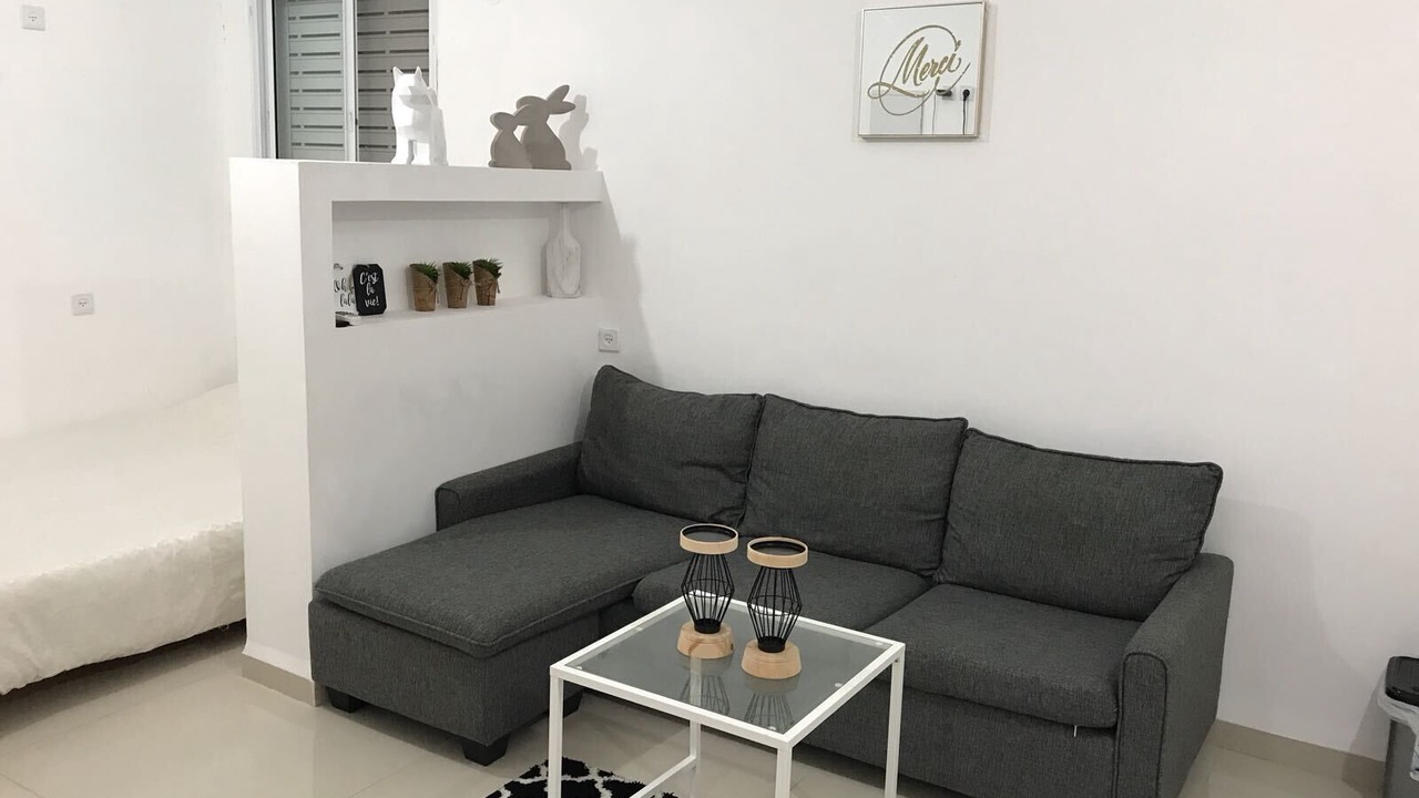 Photo of Livingroom in Kiryat Motzkin