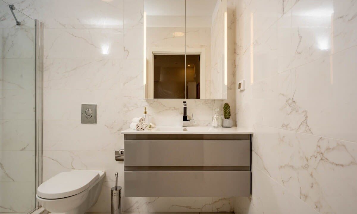 Photo of Bathroom in Jerusalem City Centre