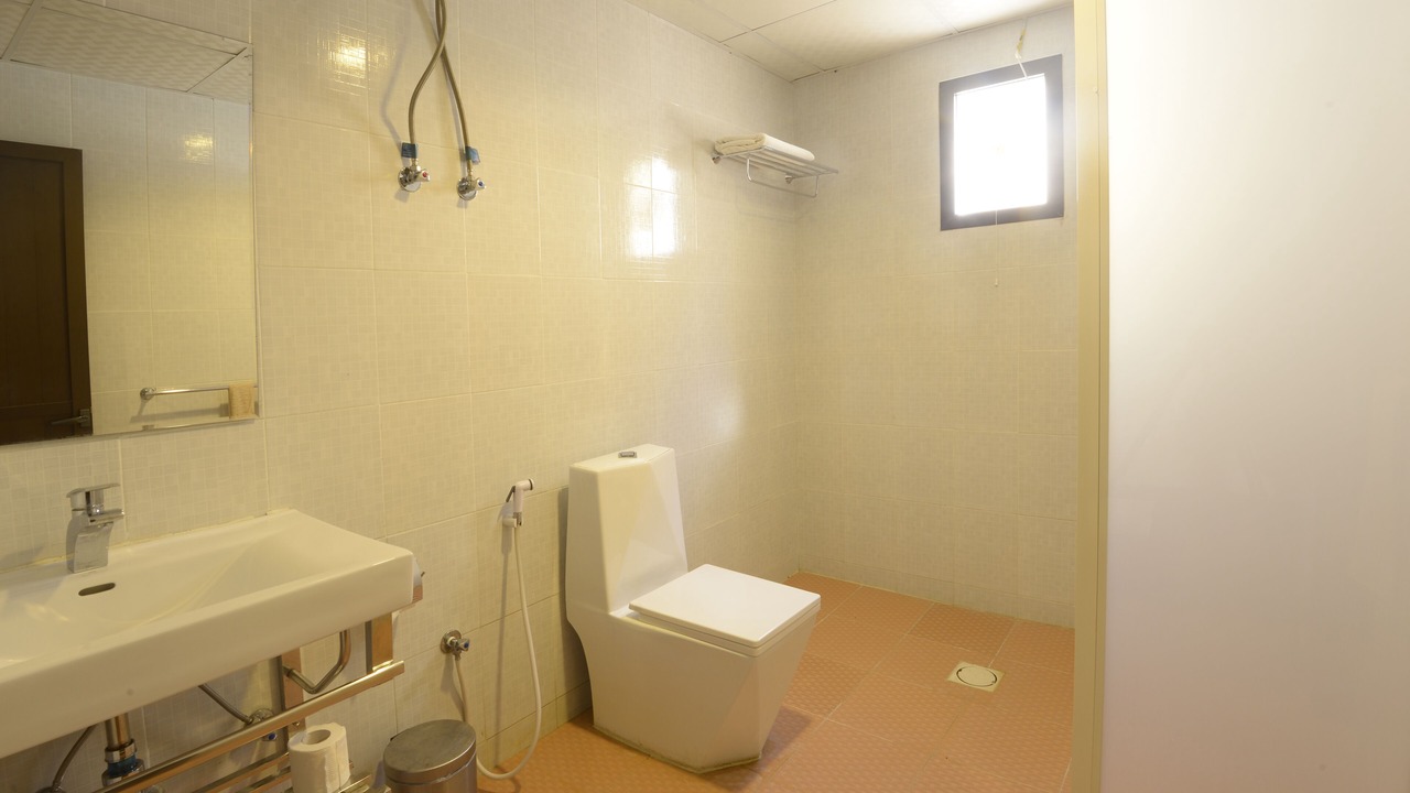 Photo of Bathroom in Mirbat