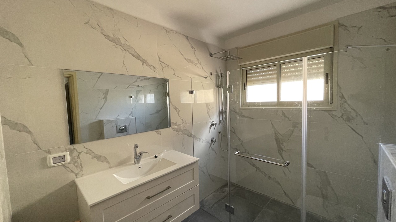 Photo of Bathroom in Netanya