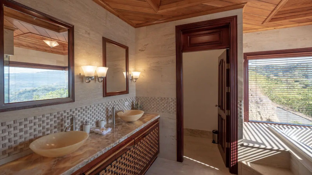 Photo of Bathroom in Playa Hermosa
