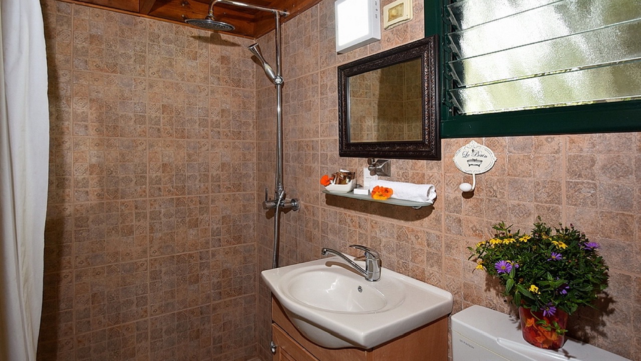 Photo of Bathroom in Ramot