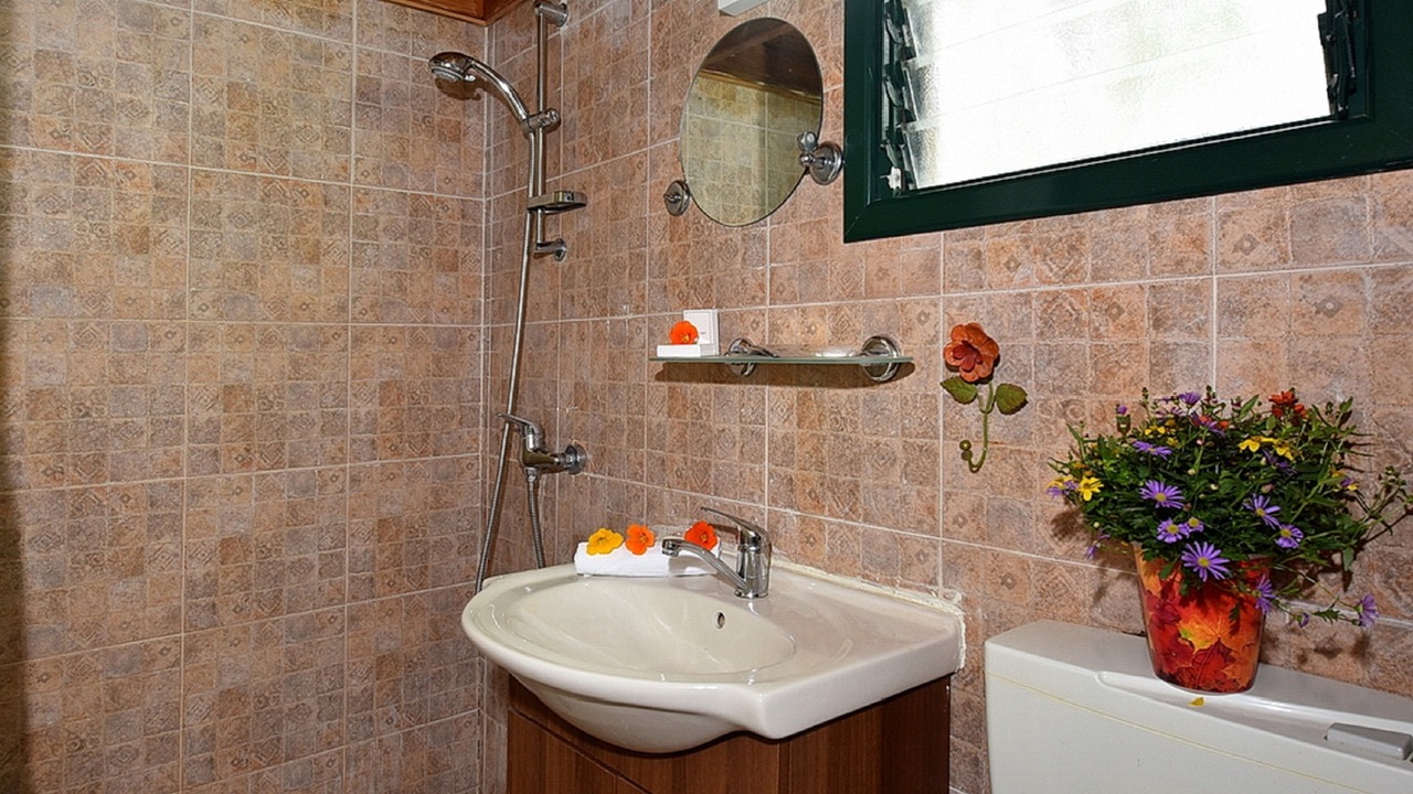 Photo of Bathroom in Ramot