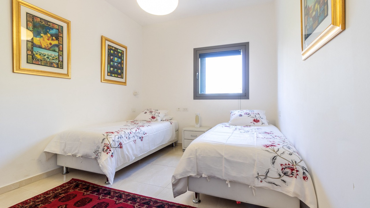 Photo of Bedroom in Jerusalem City Centre