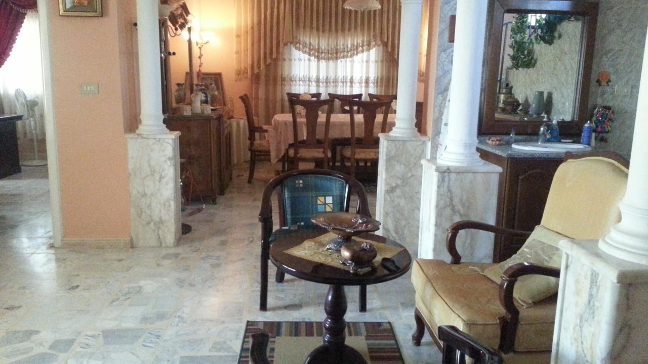 Photo of Livingroom in North Shuna