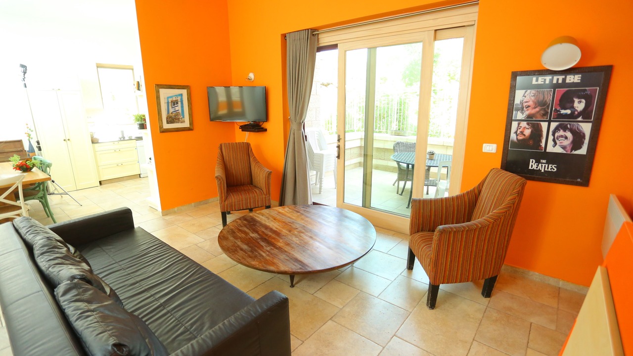 Photo of Livingroom in Mamilla