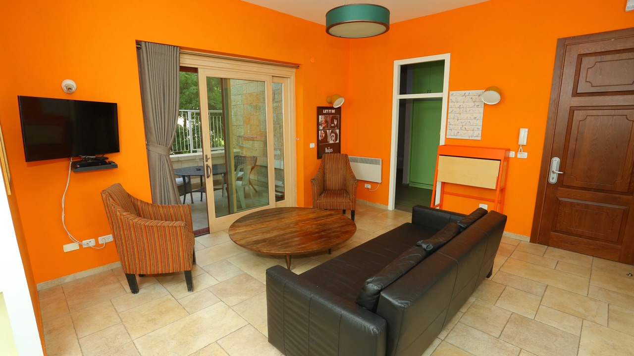 Photo of Livingroom in Mamilla