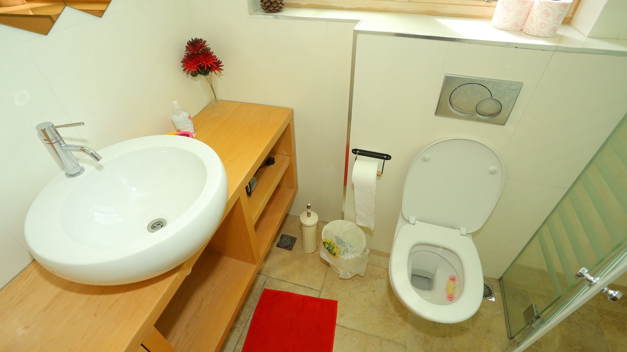 Photo of Bathroom in Mamilla