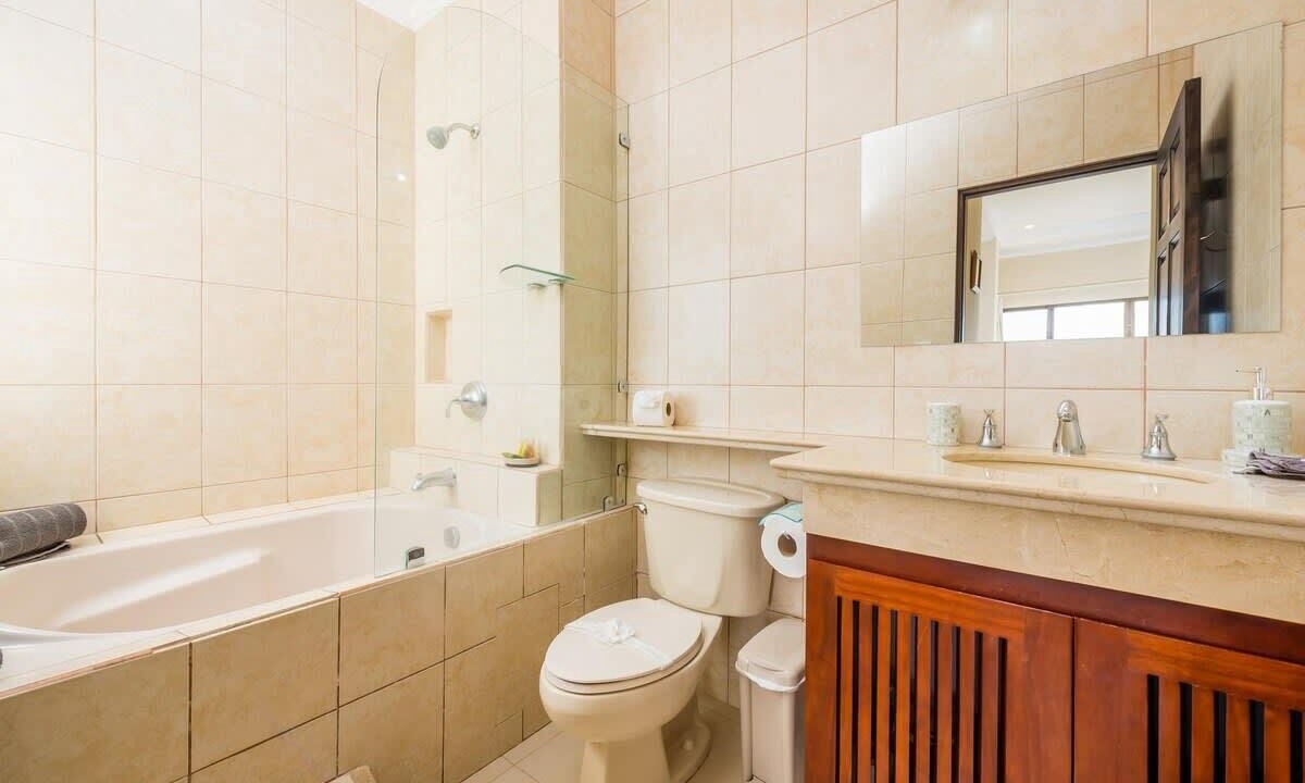 Photo of Bathroom in Playa Flamingo