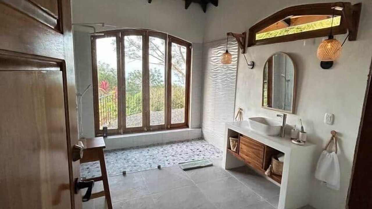 Photo of Bathroom in Ballena