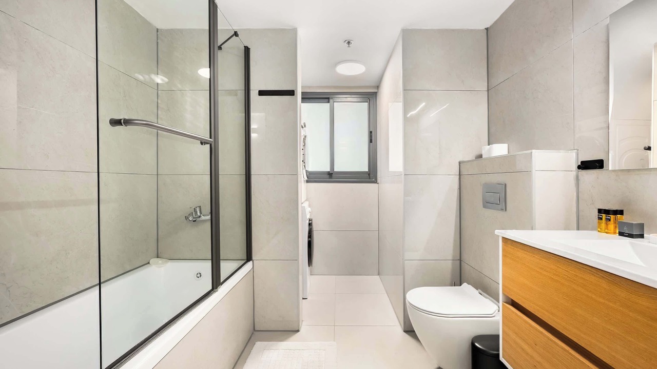 Photo of Bathroom in Rishon LeTsiyon