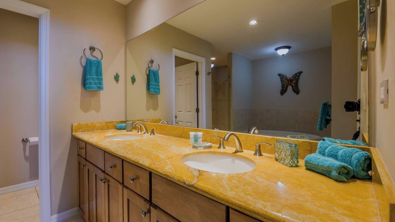 Photo of Bathroom in Coco