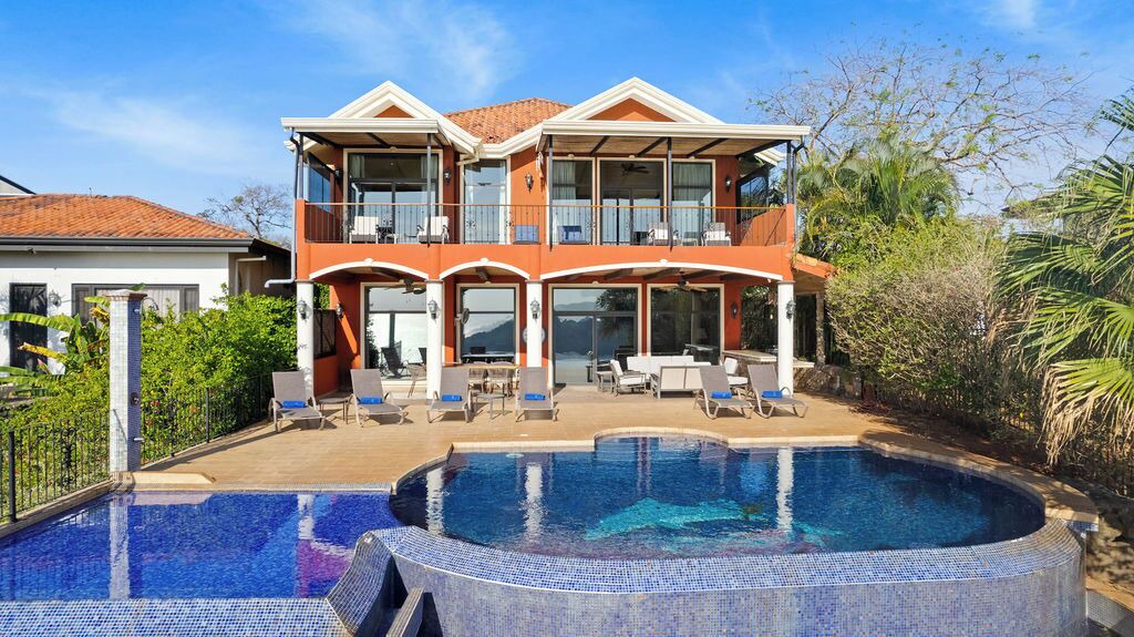 Photo of Outdoor in Coco