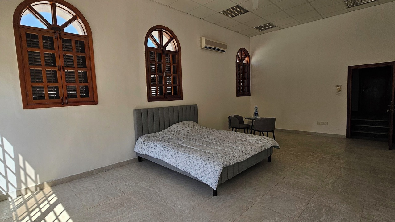 Photo of Bedroom in Azaiba