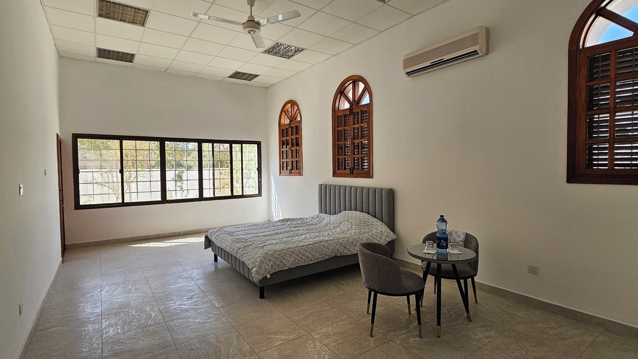 Photo of Bedroom in Azaiba