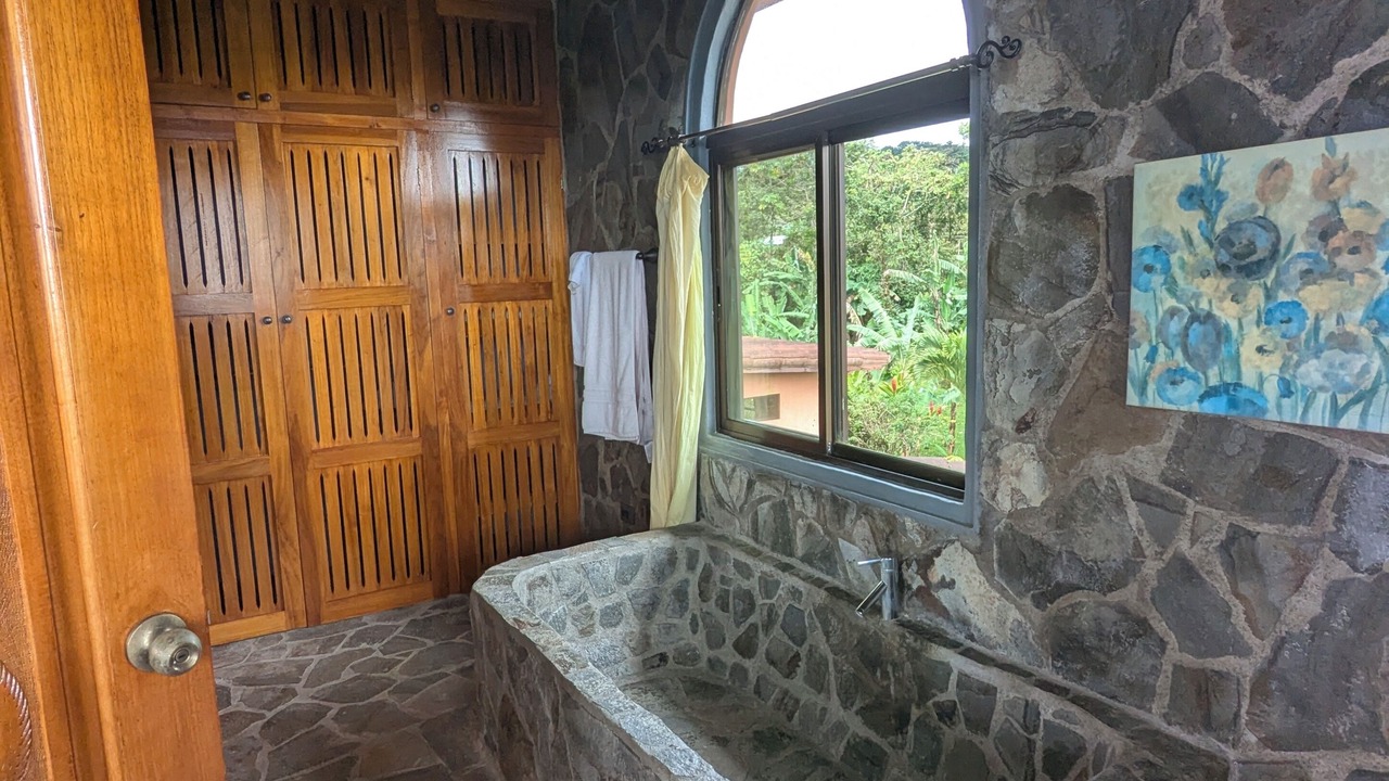 Photo of Bathroom in Nuevo Arenal