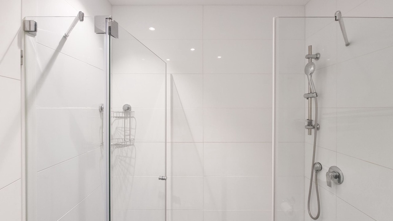 Photo of Bathroom in Kerem HaTeimanim
