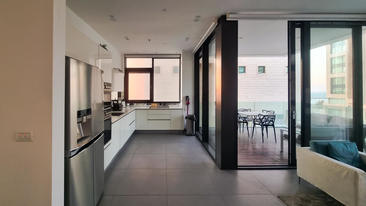 Photo of Kitchen in Kerem HaTeimanim