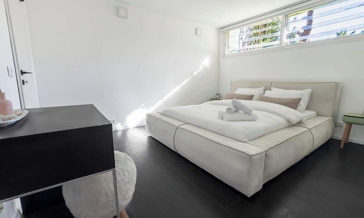 Photo of Bedroom in Herzliya Pituach