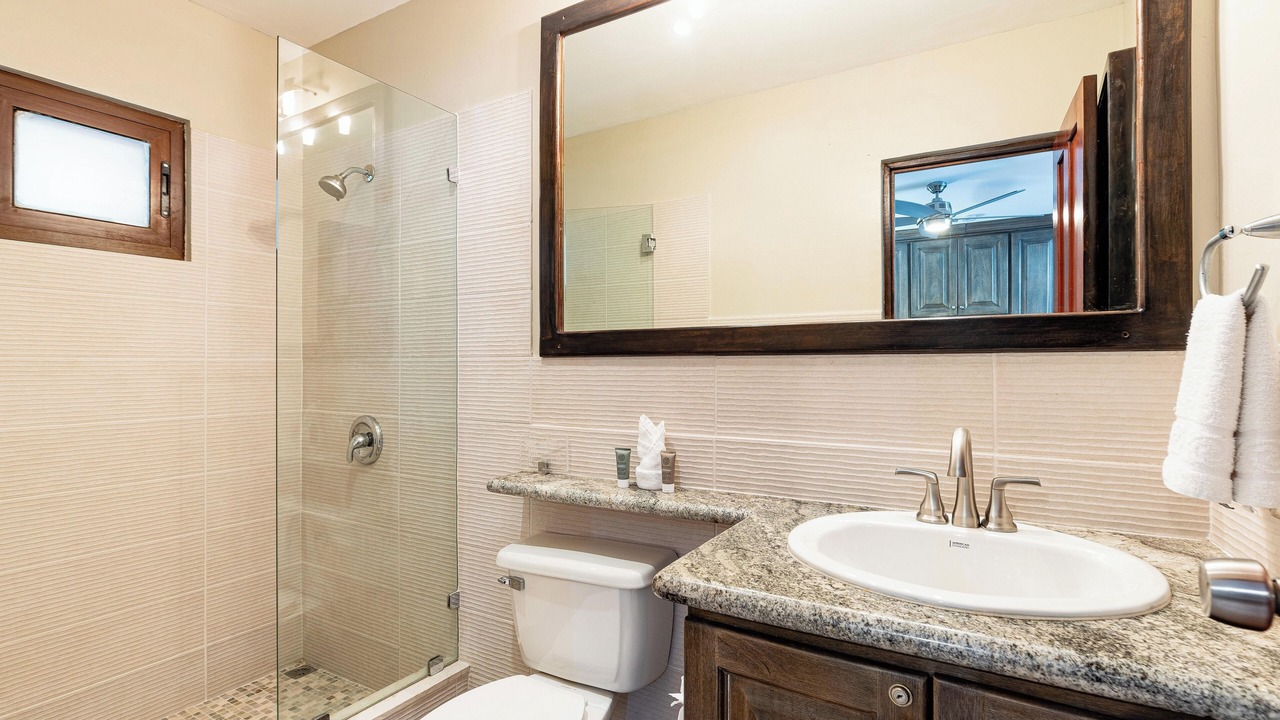Photo of Bathroom in Playa Flamingo