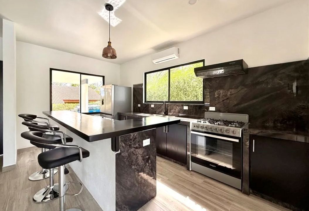 Photo of Kitchen in Tango Mar
