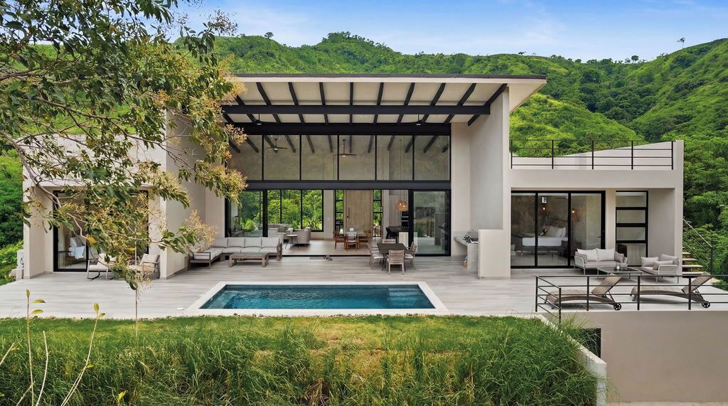 Photo of Outdoor in Coco