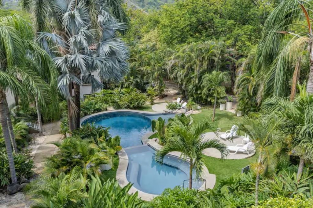 Photo of Outdoor in Coco