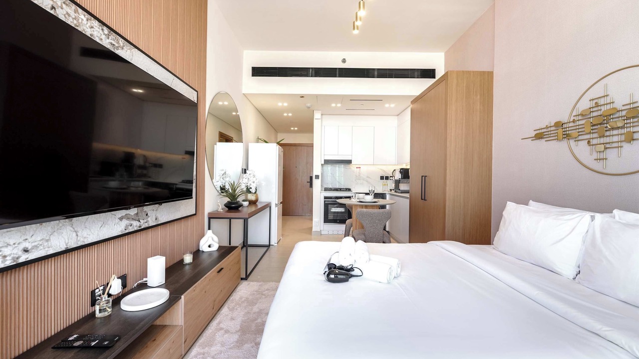 Photo of Bedroom in Jumeirah Village Circle