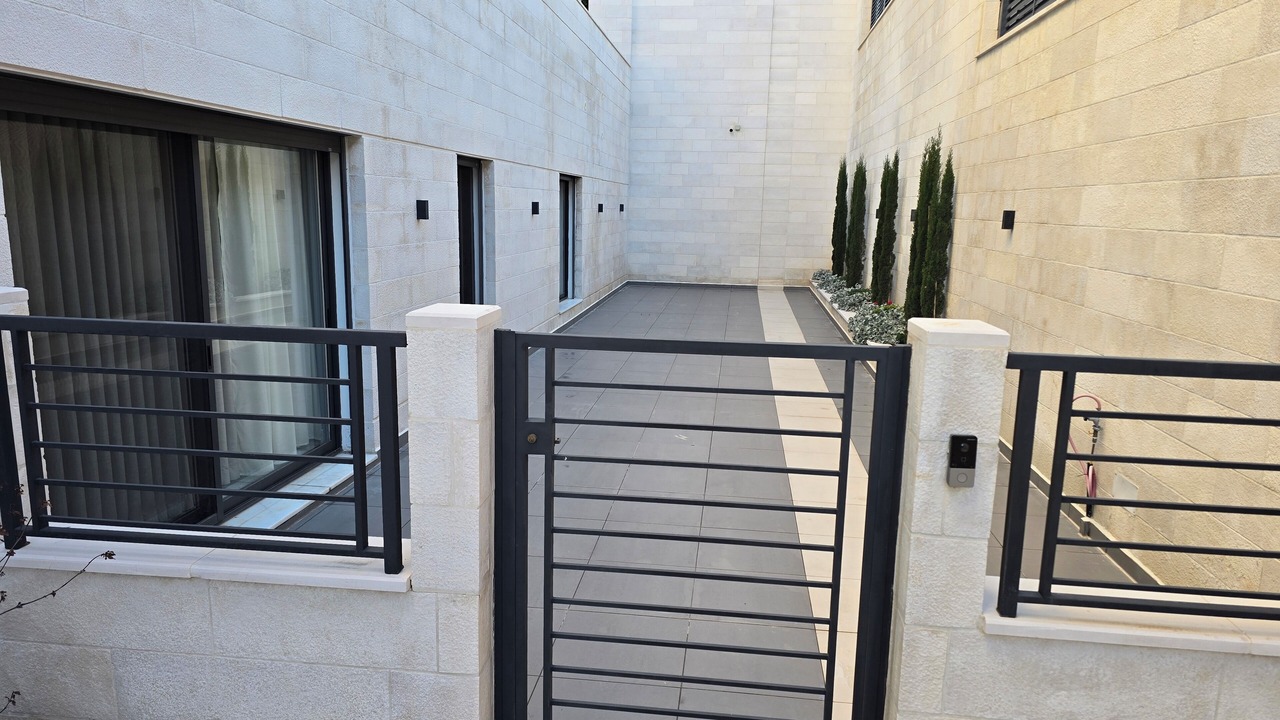 Photo of Patio Balcony in Suwailih