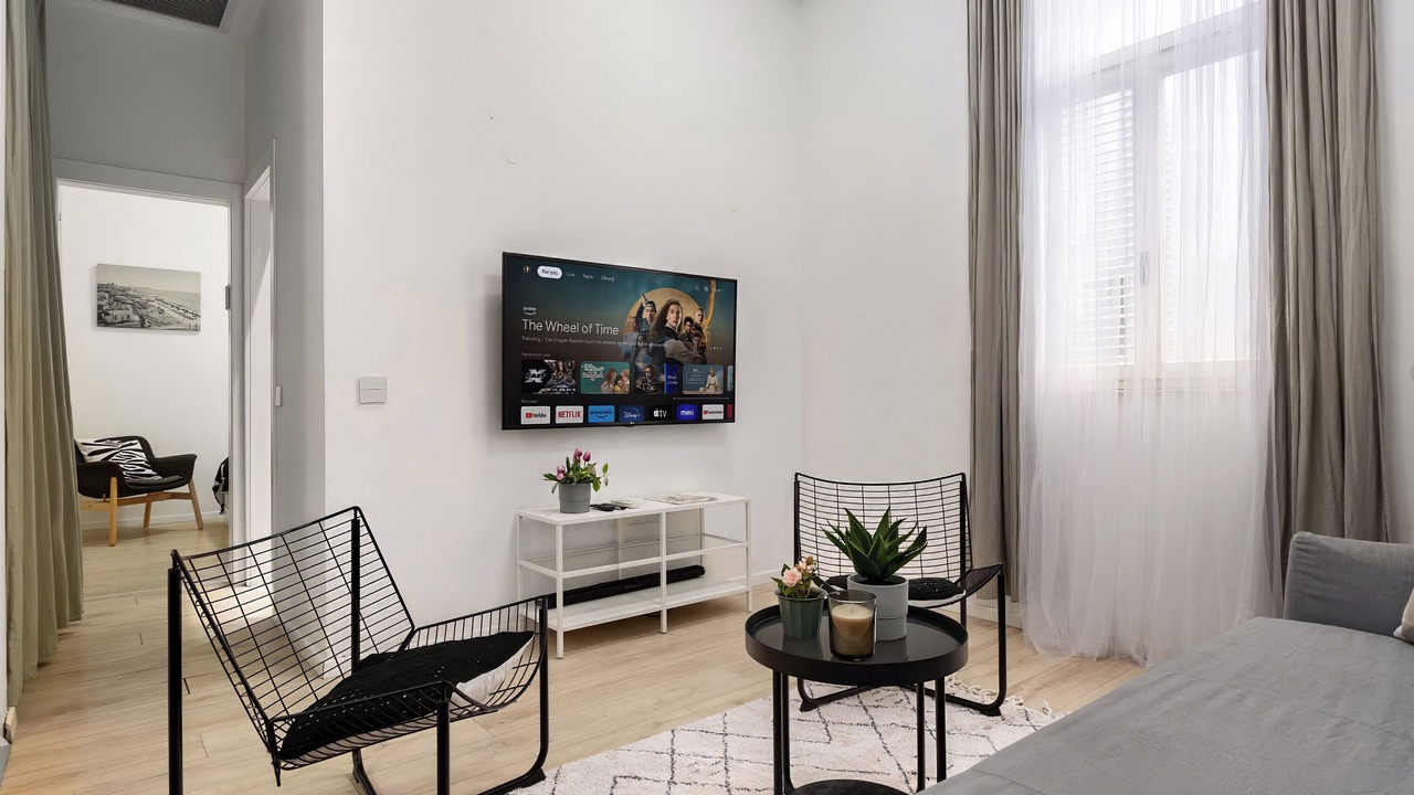 Photo of Bedroom in Neve Tzedek