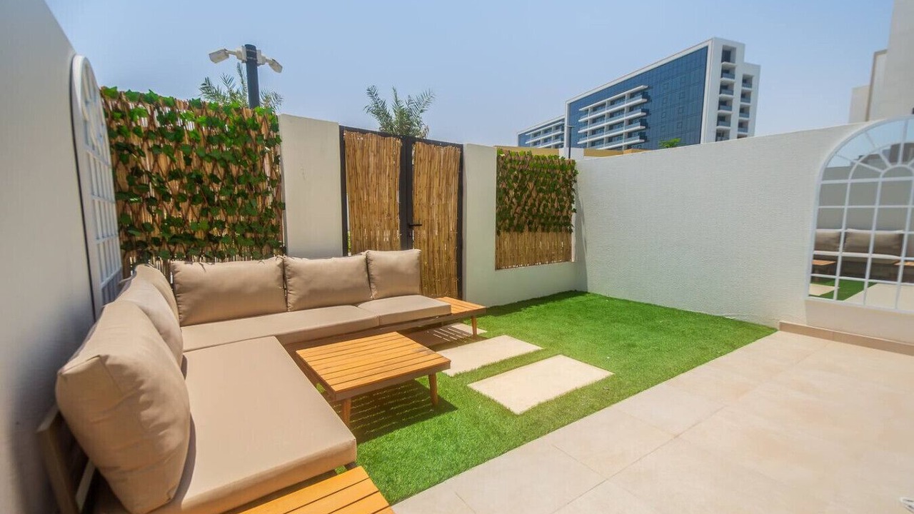Photo of Patio Balcony in Mina Al Arab
