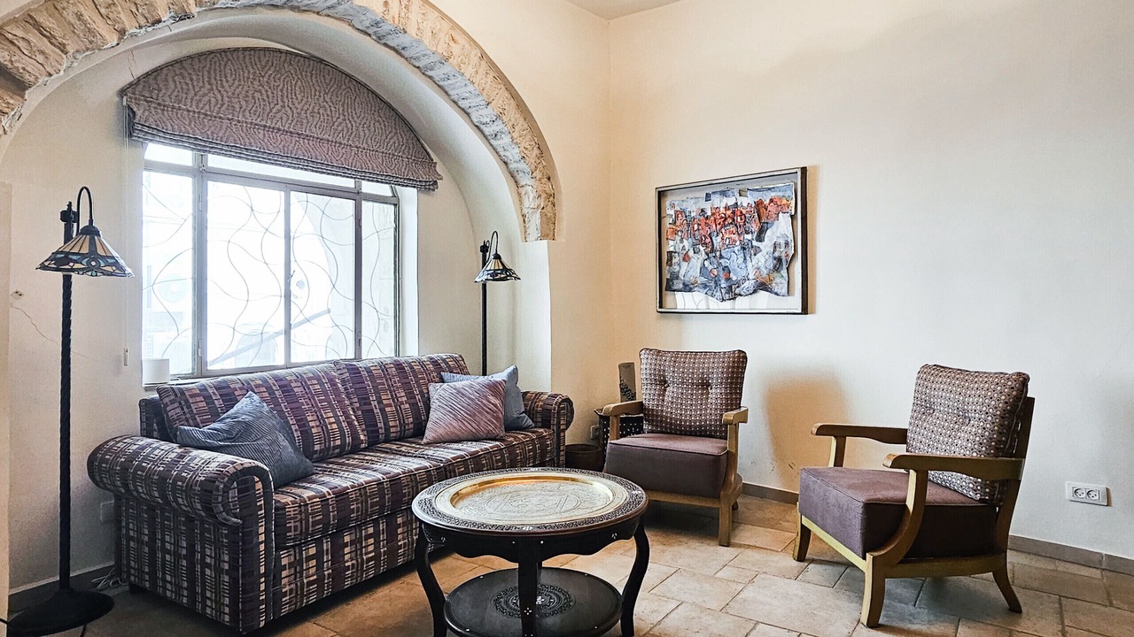 Photo of Livingroom in Old City