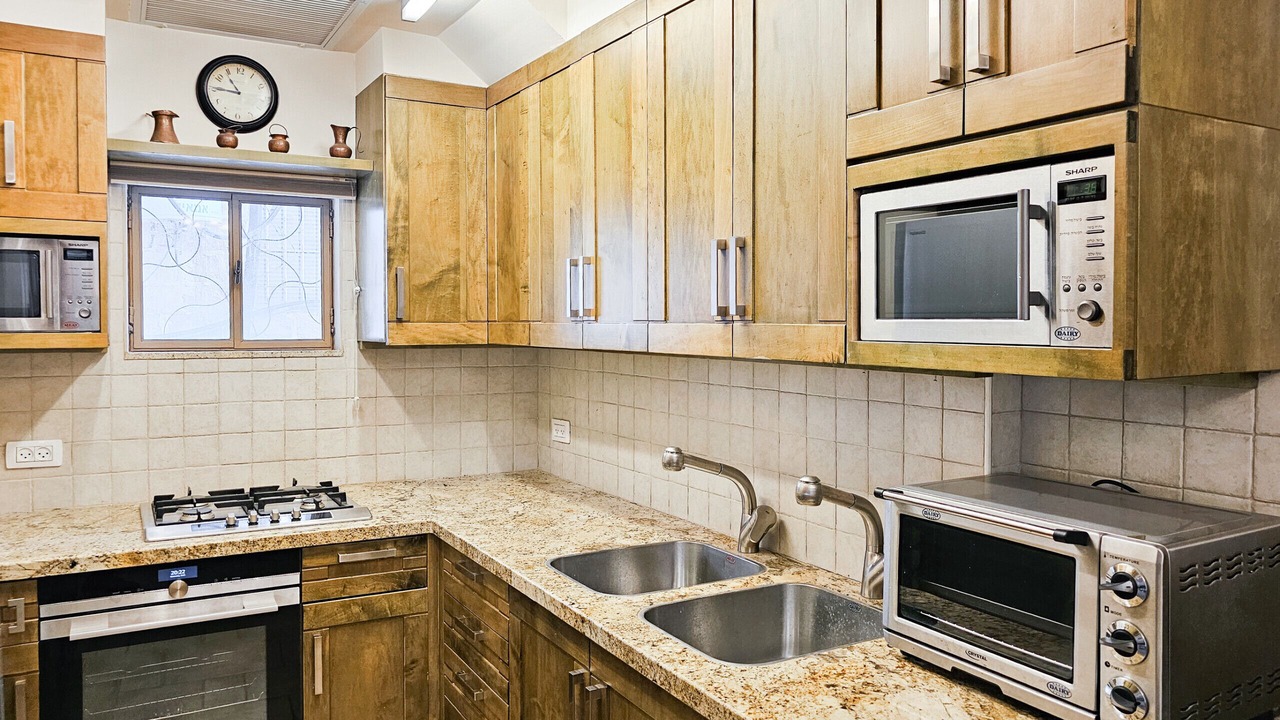 Photo of Kitchen in Old City