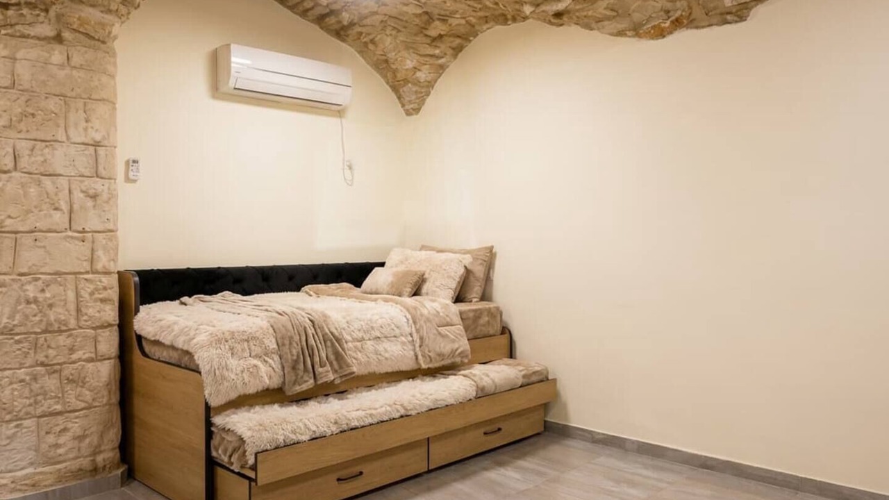 Photo of Bedroom in Safed Old City
