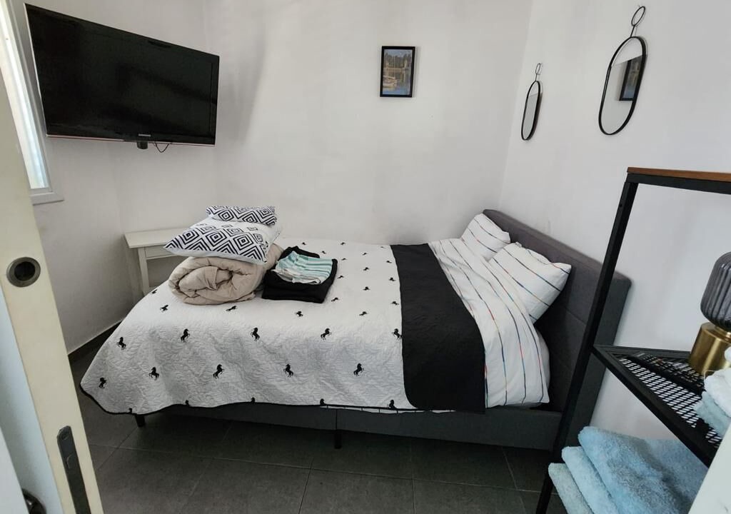 Photo of Bedroom in Bat Yam