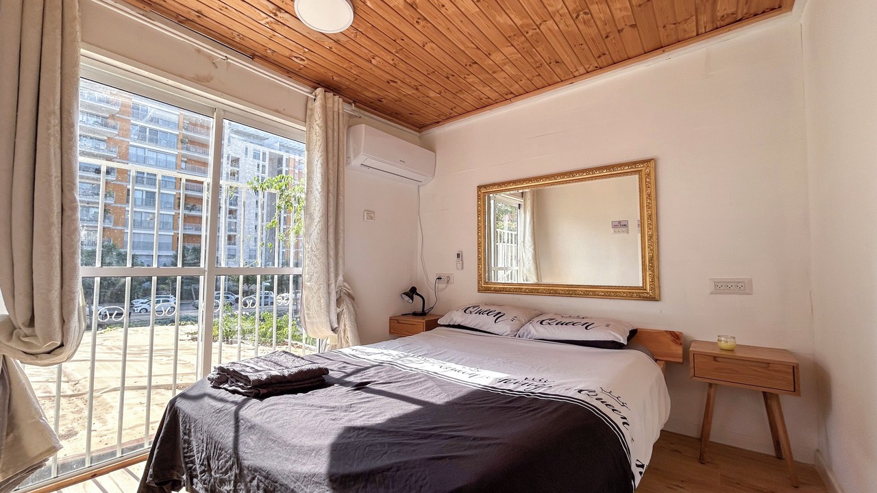 Photo of Bedroom in Herzliya