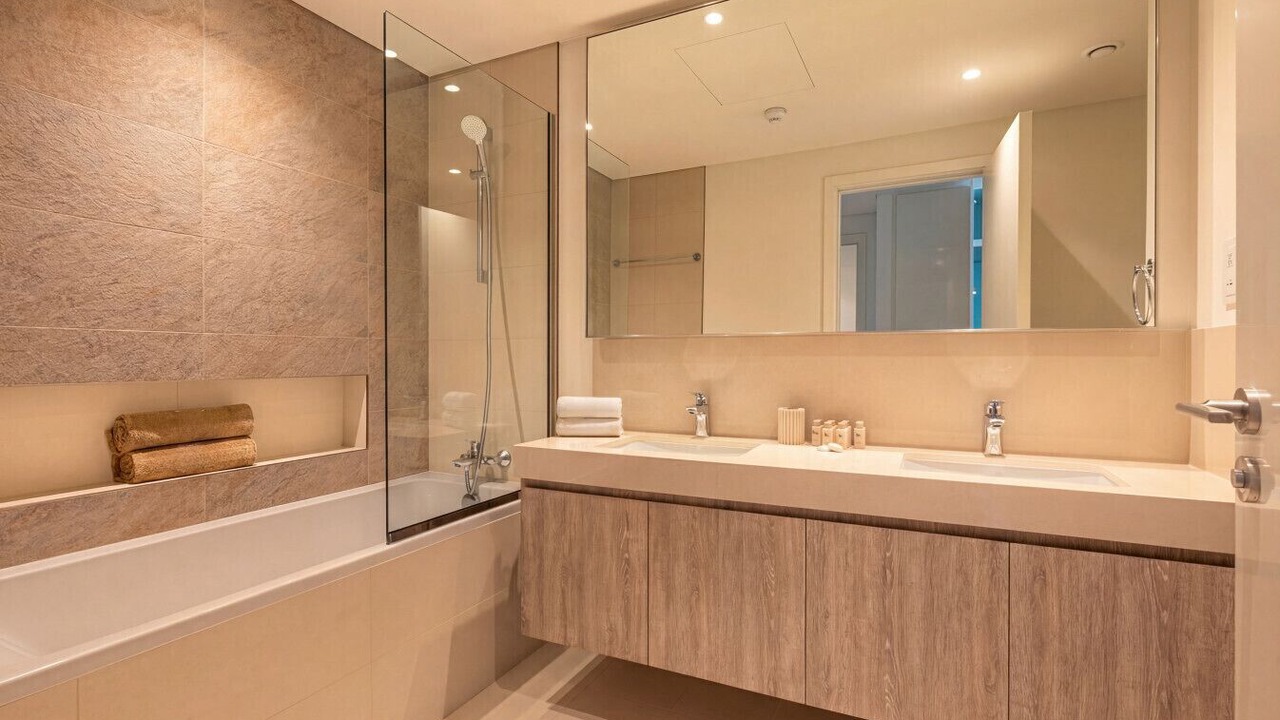 Photo of Bathroom in Za'abeel 2