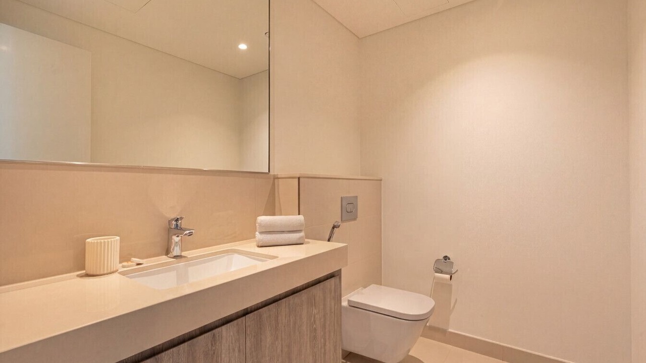 Photo of Bathroom in Za'abeel 2
