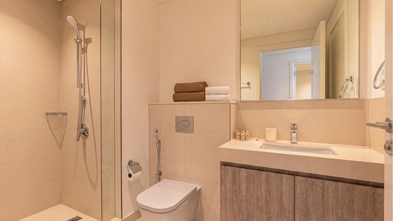 Photo of Bathroom in Za'abeel 2