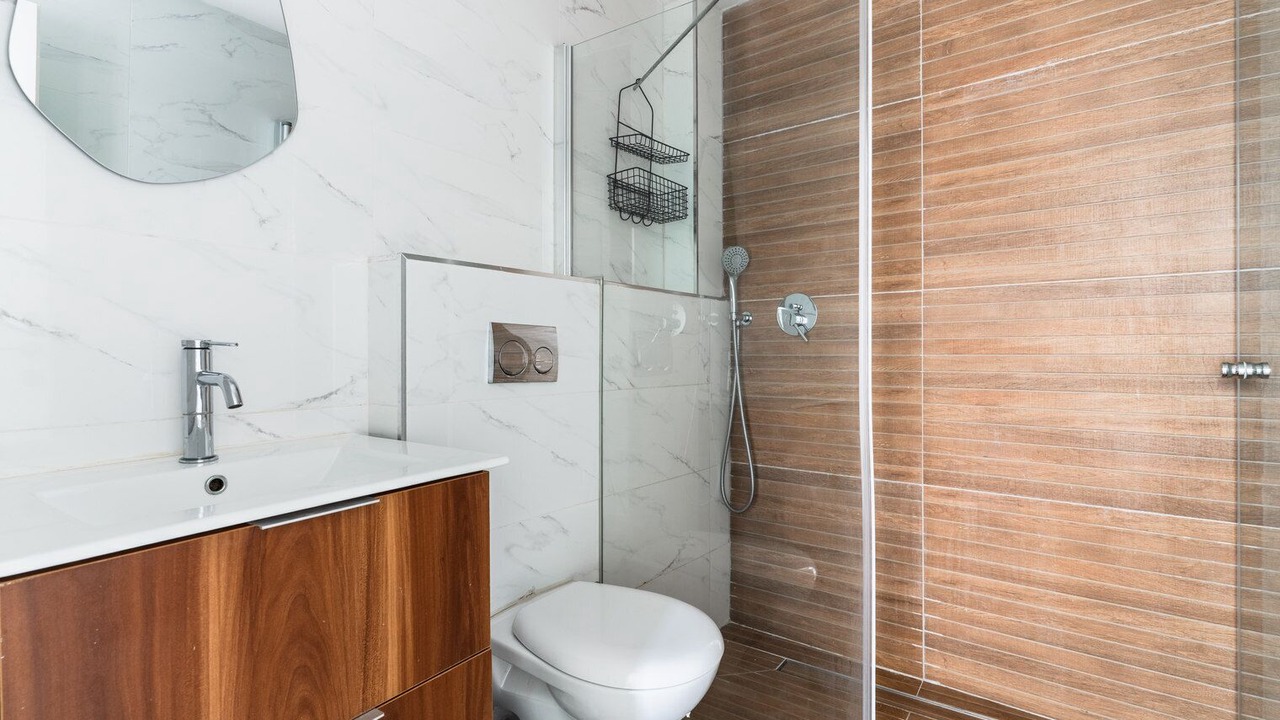 Photo of Bathroom in Florentin