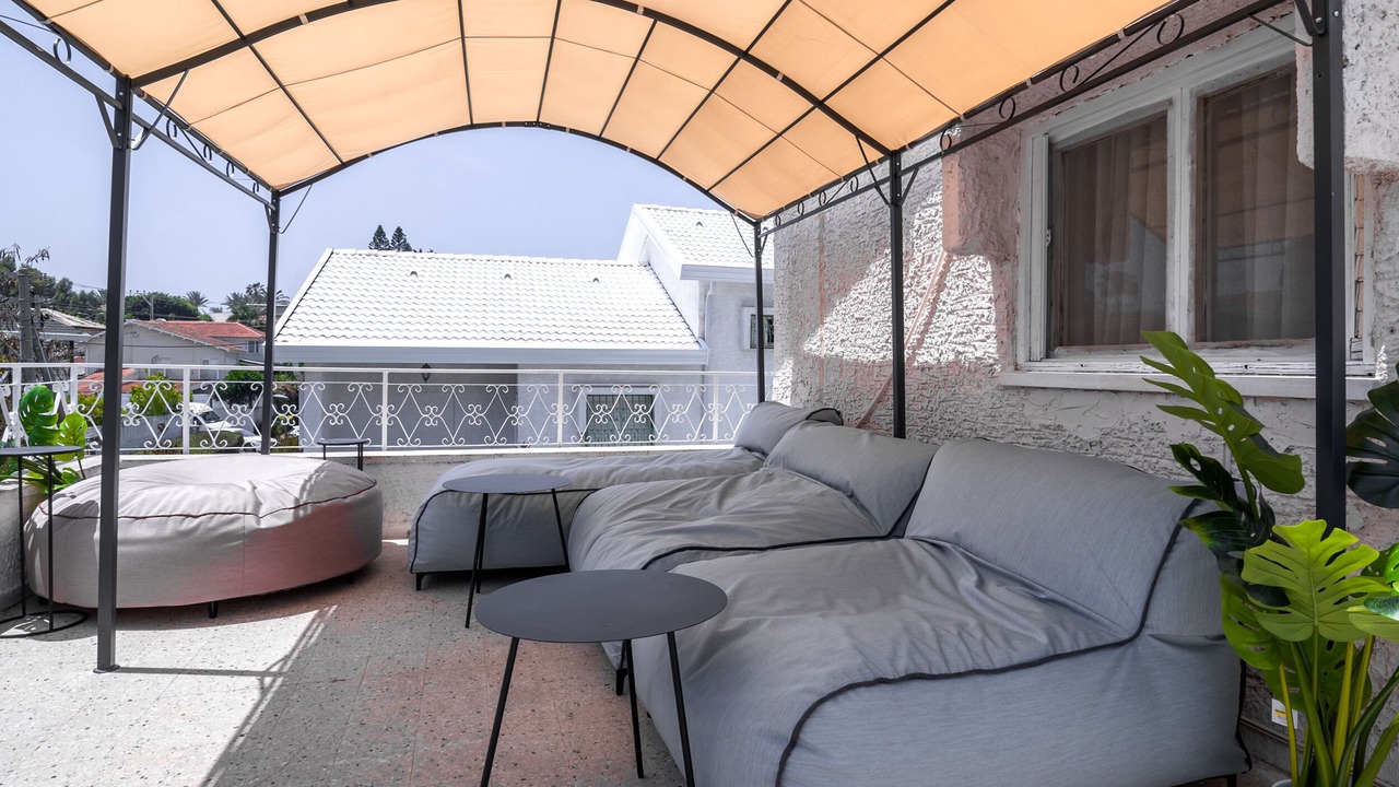Photo of Patio Balcony in Herzliya Pituach