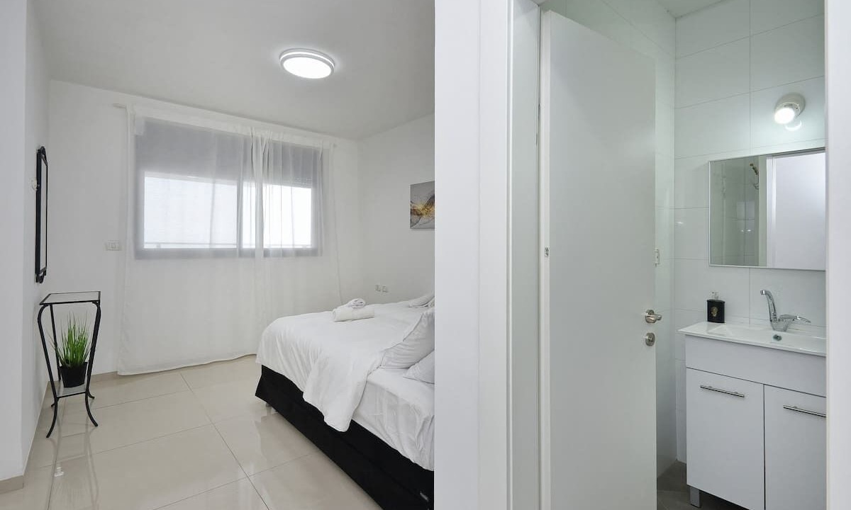 Photo of Bedroom in Tiberias