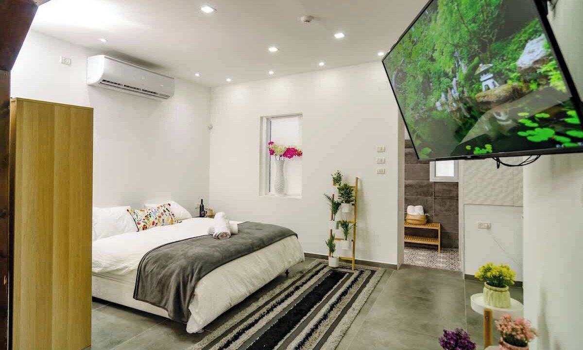 Photo of Bedroom in Tiberias Old City